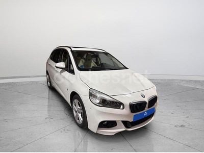 Usado BMW 225 Active Tourer iPerformance 224 CV (164 kW) 2017 Blanco Monovolumen