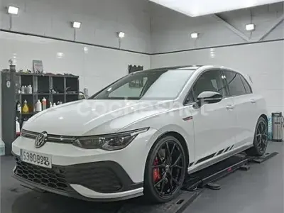 Usado VW Golf VIII GTI Clubsport 301 CV (221 kW) 2023 Blanco Berlina
