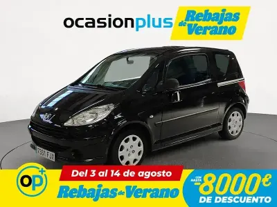 Usado Peugeot 1007 75 CV (55 kW) 2006 Negro Monovolumen