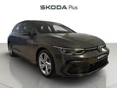 Usado VW Golf VIII R-line 150 CV (110 kW) 2022 Gris Berlina