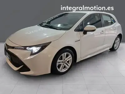 Usado Toyota Corolla Active 122 CV (89 kW) 2021 Blanco