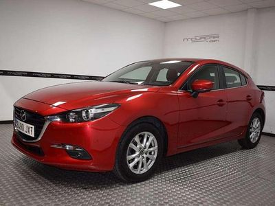 Usado Mazda 3 Style 120 CV (88 kW) 2017 Rojo Utilitario