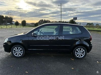 Usado VW Polo Highline 100 HP (73 kW) 2007 Preto Citadino