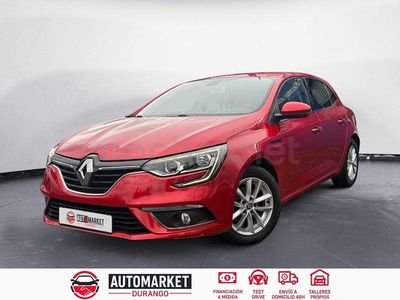 Usado Renault Mégane IV Zen 130 CV (95 kW) 2018 Rojo Berlina