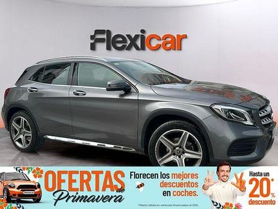 Usado Mercedes GLA180 122 CV (89 kW) 2018 Gris SUV