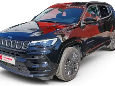 Usado Jeep Compass 240 CV (176 kW) 2021 Negro SUV
