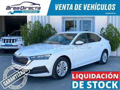 Usado Skoda Octavia Ambition 150 HP (110 kW) 2023 Branco Sedan