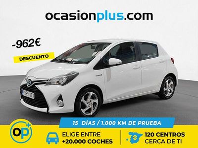Blanco Usado 2015 Toyota Yaris Hybrid Advance Utilitario | 12.028 € (Precio justo)