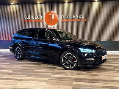 Usado Skoda Octavia RS 200 CV (147 kW) 2022 Negro Familiar