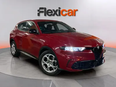 Usado Alfa Romeo Tonale Sprint 131 CV (96 kW) 2022 Rojo SUV
