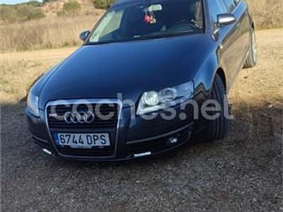 Usado Audi A6 140 CV (102 kW) 2005 Gris / plata Berlina