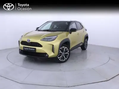 Usado Toyota Yaris Cross Style 116 CV (85 kW) 2022 Amarillo SUV