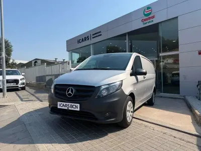 Usado Mercedes Vito 113 CV (83 kW) 2018 Gris Van