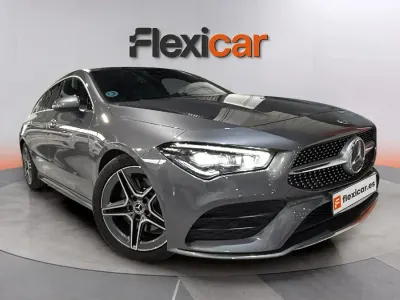 Usado Mercedes CLA200 Shooting Brake 150 CV (110 kW) 2020 Gris Familiar