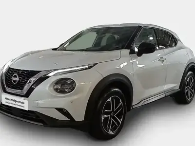Usado Nissan Juke N-Connecta 114 CV (83 kW) 2025 Lunar white (metalizado) SUV