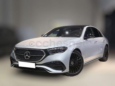 Gris / plata Usado 2024 Mercedes E220 Berlina | 62.900 € (Buen precio)