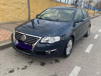 Azul Usado 2007 VW Passat Highline Berlina | 5500 € (Precio justo)