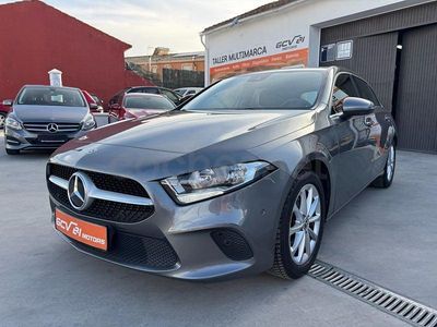 Usado Mercedes A200 163 CV (119 kW) 2019 Gris / plata Berlina