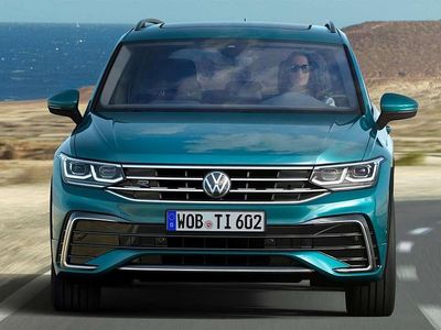 Usado VW Tiguan R-line 150 CV (110 kW) 2021 Gris / plata SUV