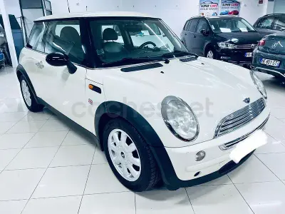 Käytetty Mini Cooper S 163 HP (119 kW) 2004 Valkoinen Viistoperä