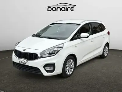 Usado Kia Carens 115 CV (84 kW) 2018 Blanco Monovolumen