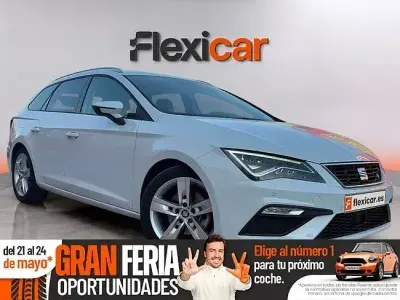 Käytetty Seat Leon FR 150 HP (110 kW) 2019 Valkoinen