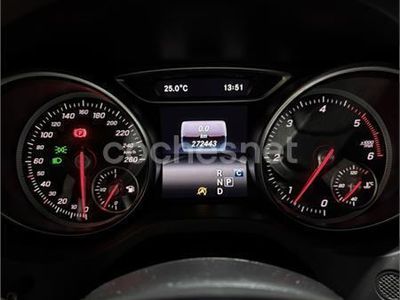 Mercedes CLA200