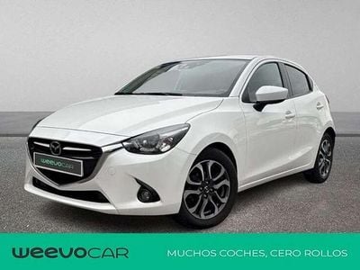 Blanco Usado 2015 Mazda 2 Luxury Berlina | 11.868 € (Precio justo)