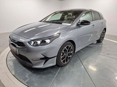 Gris / plata Usado 2025 Kia Ceed Style Utilitario | 21.990 € (Precio justo)