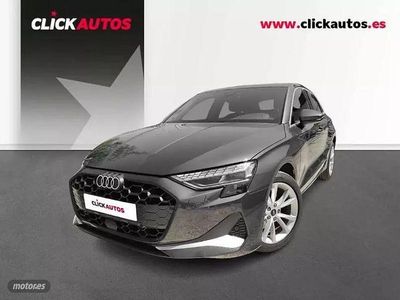 Usado Audi A3 Advanced Plus 116 CV (85 kW) 2025 Gris / plata Berlina