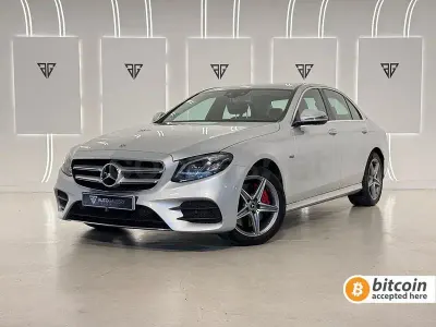 Usado Mercedes E300 306 CV (225 kW) 2019 Gris / plata Berlina
