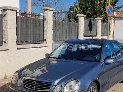 Mercedes E320