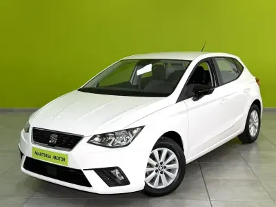 Usado Seat Ibiza Style Plus 95 CV (69 kW) 2020 Blanco Utilitario