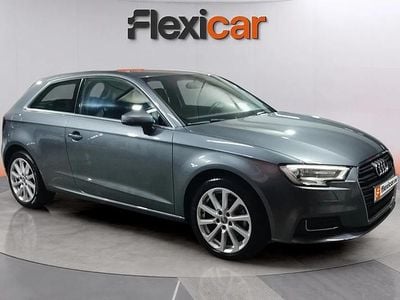 Usado Audi A3 Premium 116 CV (85 kW) 2017 Gris Utilitario