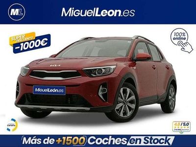 Usado Kia Stonic 101 CV (74 kW) 2022 Rojo SUV