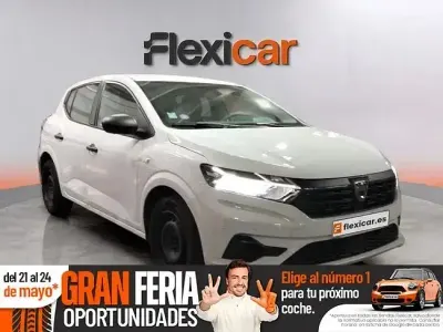 Usado Dacia Sandero Acces 67 CV (49 kW) 2022 Beige