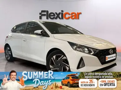 Usado Hyundai i20 101 CV (74 kW) 2023 Blanco Utilitario