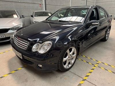Usado Mercedes C180 Sport Edition 143 CV (105 kW) 2006 Azul Berlina