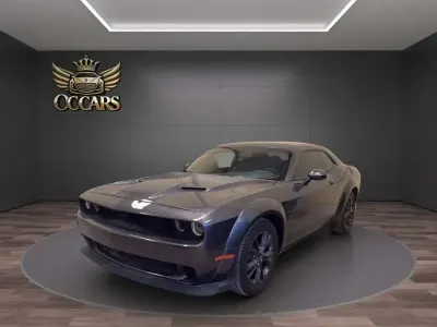 Usado Dodge Challenger SXT 309 CV (227 kW) 2023 Gris Coupe