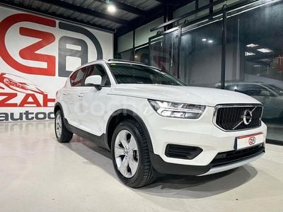 Blanco Usado 2020 Volvo XC40 Momentum SUV | 19.800 € (Un poco caro)