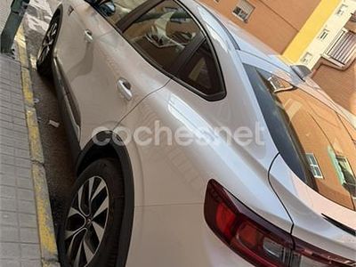 Usado Renault Arkana Intens 140 CV (102 kW) 2021 Blanco SUV