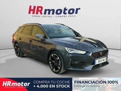 Usado Cupra Leon 150 CV (110 kW) 2023 Gris / plata Berlina