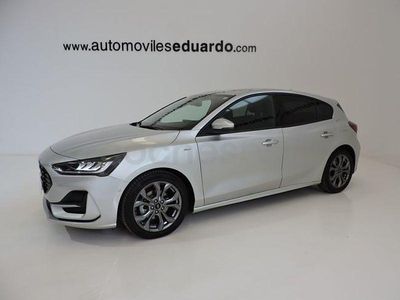 Usado Ford Focus ST-Line 125 CV (91 kW) 2024 Gris / plata Berlina