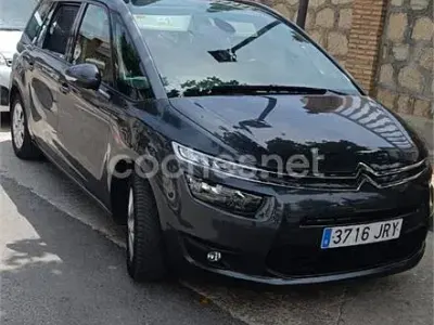 Usado Citroën Grand C4 Picasso Live 130 CV (95 kW) 2017 Gris / plata Monovolumen
