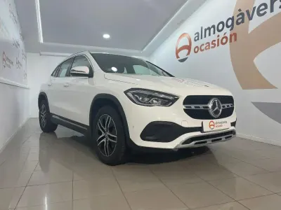 Usado Mercedes GLA200 150 CV (110 kW) 2021 Blanco SUV