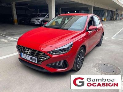 Usado Hyundai i30 110 CV (80 kW) 2023 Rojo Utilitario