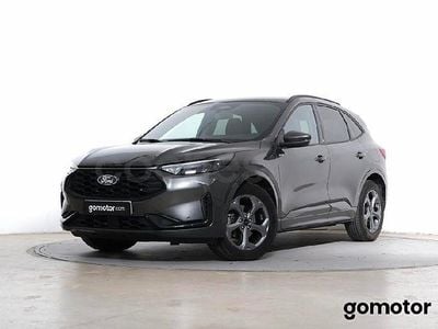 Usado Ford Kuga ST-Line 150 CV (110 kW) 2025 Gris / plata SUV