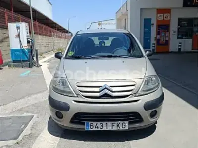 Usado Citroën C3 Furio 70 CV (51 kW) 2007 Beige Berlina