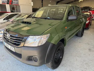 Käytetty Toyota HiLux