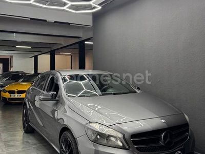 Gris / plata Usado 2016 Mercedes A180 Urban Berlina | 13.990 € (Precio justo)